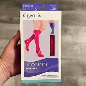 New pink sigvaris motion high tech knee high compression socks-ML size,20-30mmHg